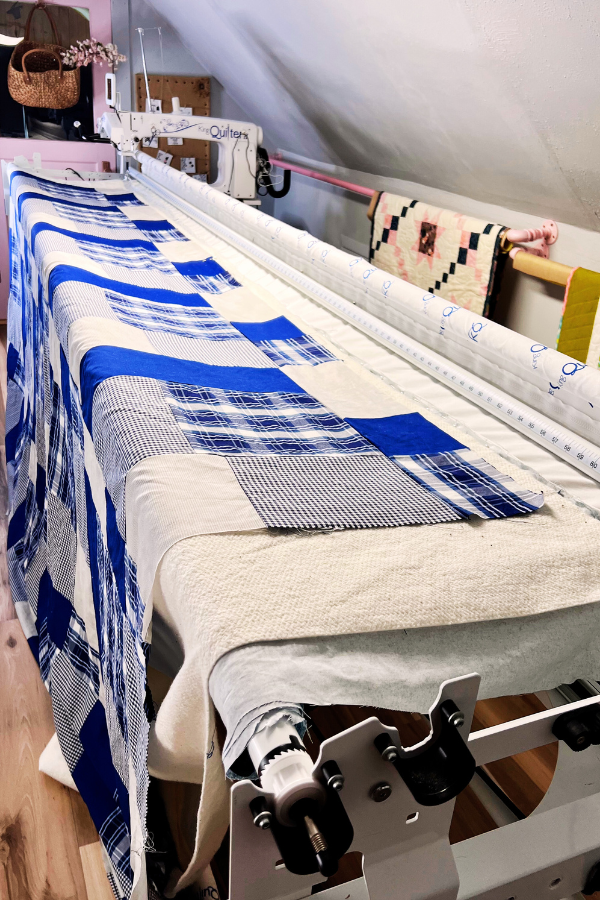 Blog post on how to load a king-sized quilt on a longarm machine